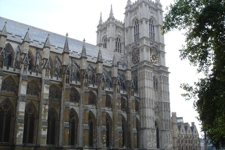 First Time Visitor's London by Car/Black Cab/MPV/Van/Minibus 10