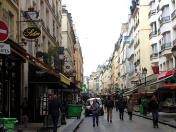 Gourmet Food Walking Tour in Central Paris: Les Halles & Montorgueil