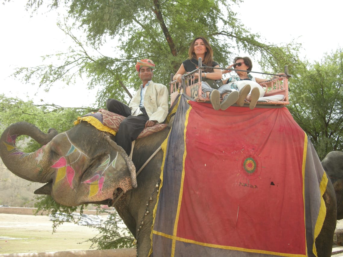 Raj to Taj & Beyond - Golden Triangle with Galta & Gaitore! 9