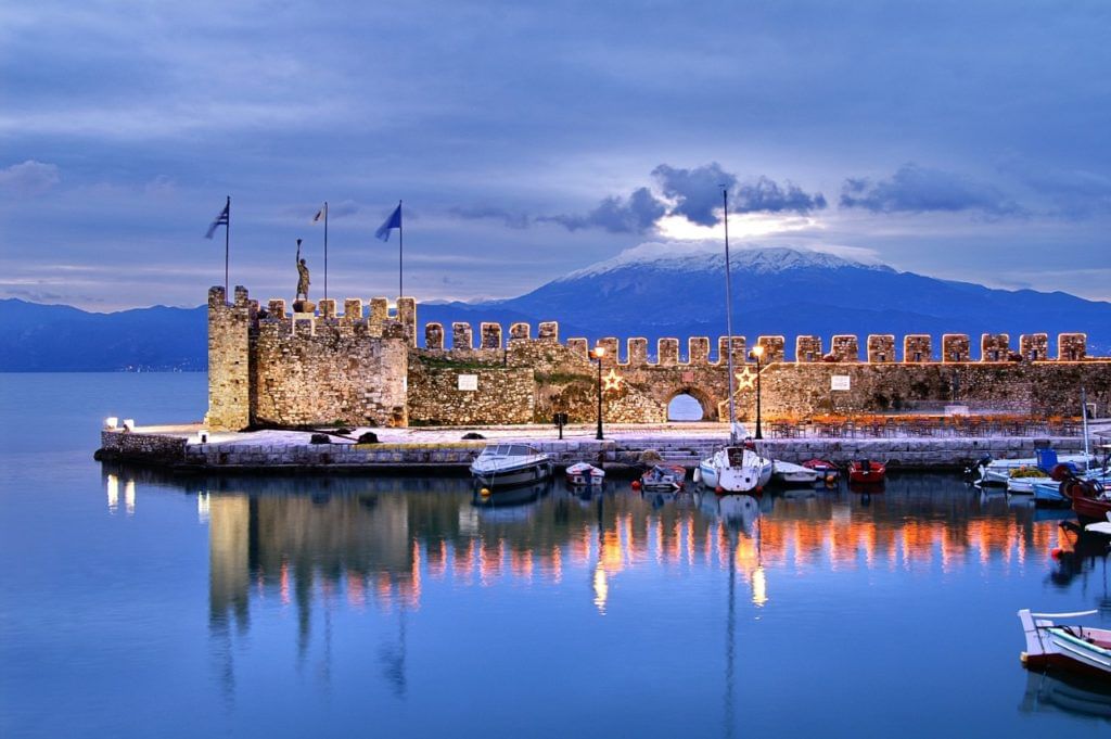 Taxi & Transfers from Nafpaktos to Athens airport