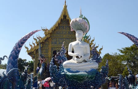 Private Art and Temple Tour in Mueang Chiang Rai