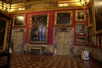 Florence: Palazzo Pitti Priority Entry Experience with Audio Guide