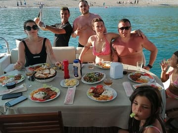 Private Yacht Tour Along Antalya's Stunning Coastline