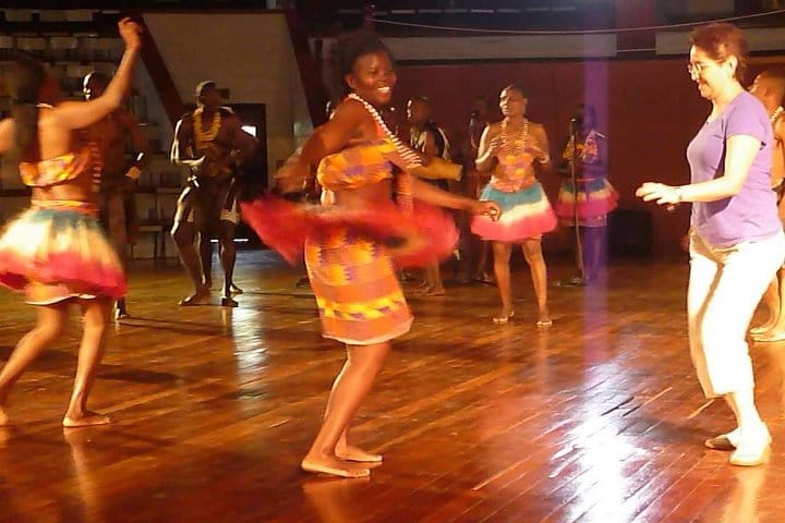 Giraffe Centre, Elephant Orphanage &Bomas Cultural Dances DayTour 4