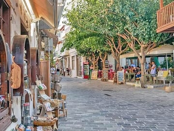 Kritsa Village and Myrtos Beach Tour from Heraklion