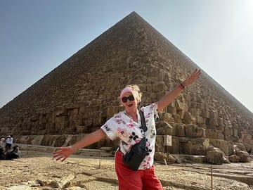 Sunrise Camel Ride and Pyramid Tour in Giza, Cairo