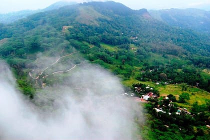 Hanthana 1 Day Hike From Kandy
