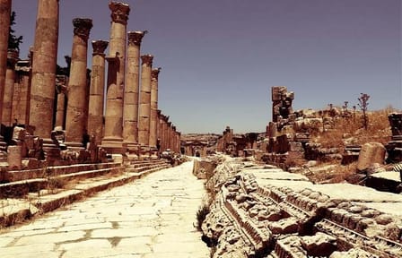 Private Full Day Jerash and Amman City Sightseeing Tour from Dead Sea