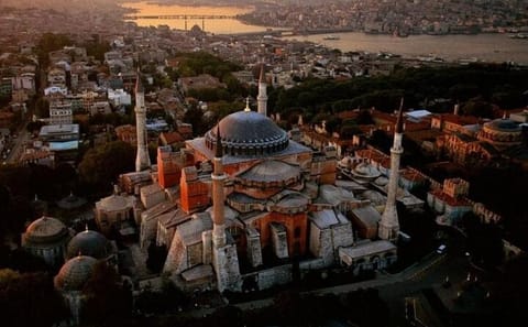 5-Day Cultural Tour of Çanakkale, Eceabat, and Istanbul