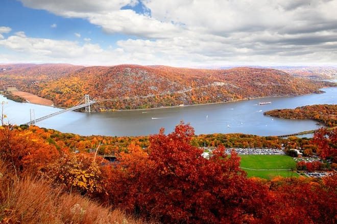 Admire the splendor of fall foliage on a Hudson Valley helicopter tour.