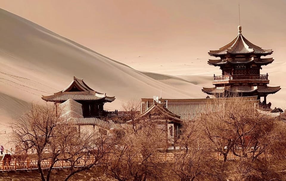 Dunhuang Highlights Tour: Mogao Caves and Desert Adventure