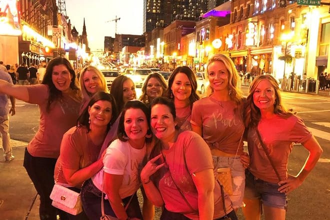 All-Inclusive Pub Crawl with Moonshine, Cocktails, and Craft Beer photo 2