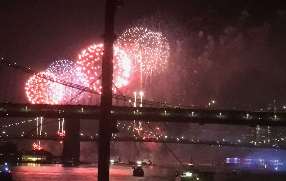 July 4th Fireworks Cruise with Dinner in New York City