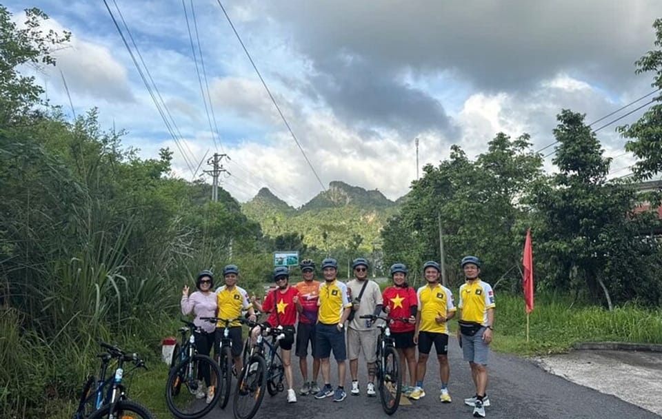 Bike Tour and Caving Adventure in Cat Ba National Park