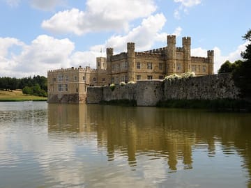 Private Leeds Castle and Canterbury Tour from London