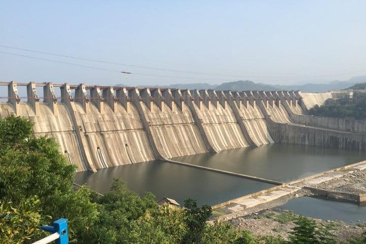 Ahmedabad to Unity Heights: Heritage and Nature Expedition