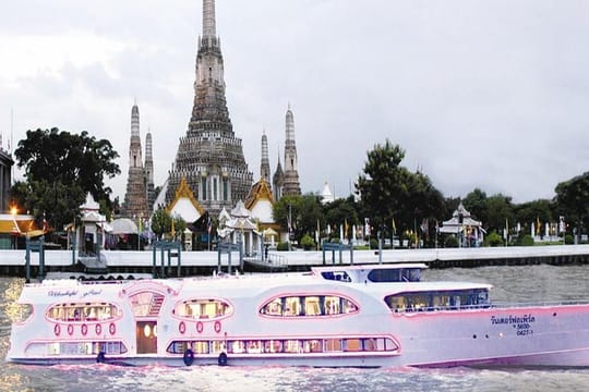 Grand Pearl Dinner Cruise – River Views, Buffet & Live Music