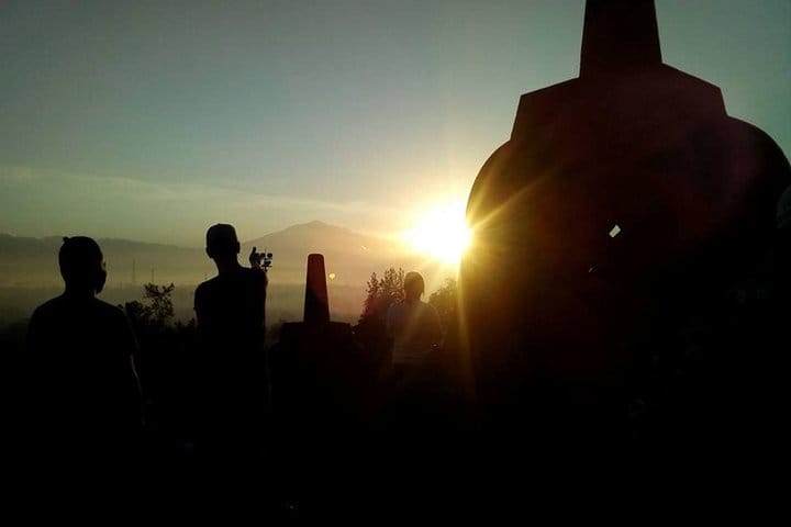 Borobudur Sunrise Merapi Volcano Tour