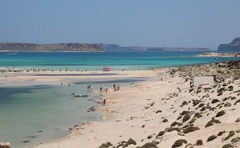 Private Balos Lagoon Tour with Seafood Lunch from Chania