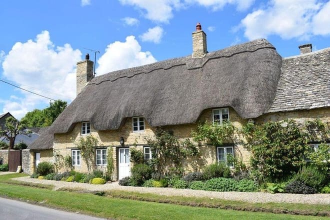 Thatched cottage