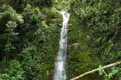 Cha-03 : Yumbilla – Jewels of Peruvian Waterfalls