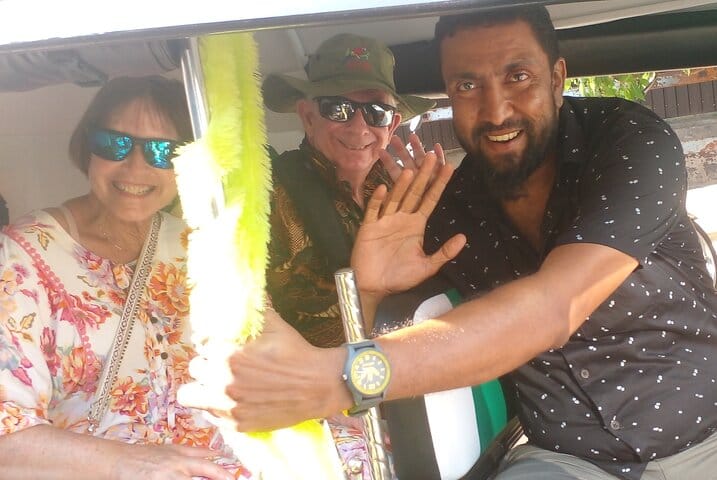 Tuk Tuk city tour is very cheap in colombo( All inclusive tour)