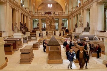Private Day Tour from Sharm El-Sheikh to Cairo by Plane