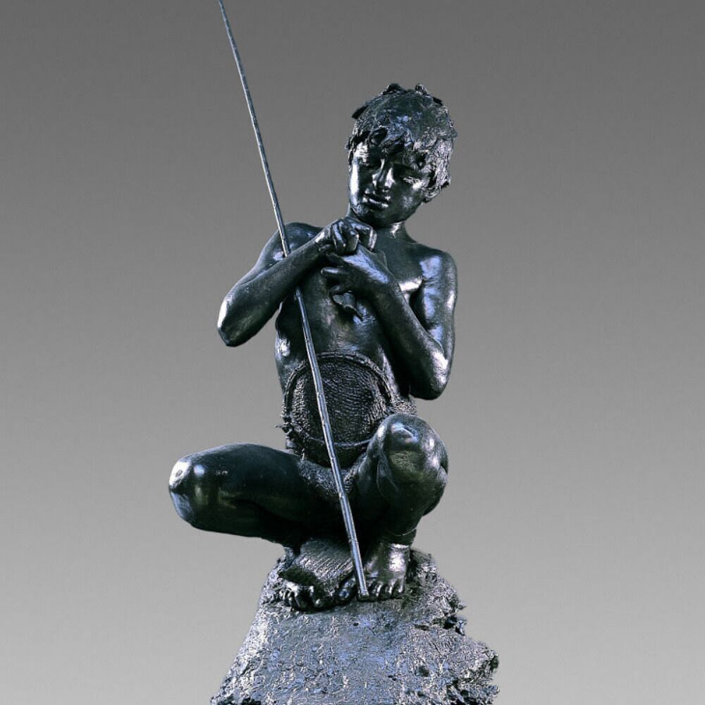 Frontal view of the bronze statue