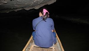 Tham Lod Cave & Pre-Historical Tomb & Bamboo Bridge 