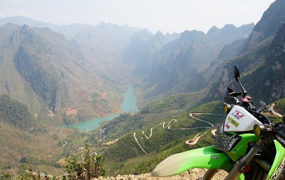 Three-Day Motorbike Adventure in Ha Giang, Vietnam
