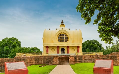 Buddhist Pilgrimage Tour to Kushinagar and Lumbini