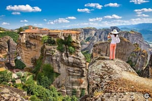 Athens to Meteora monasteries & 130,000bc cave hidden gem prive