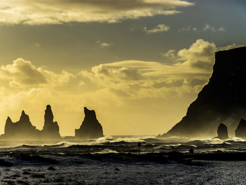 Full Day South Coast and Black Sand Beach Private Tour