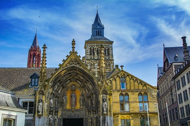 Maastricht Private Walking Tour With A Professional Guide 3