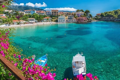 Secrets of Kefalonia: Private Tour Melissani, Assos & Fteri Beach