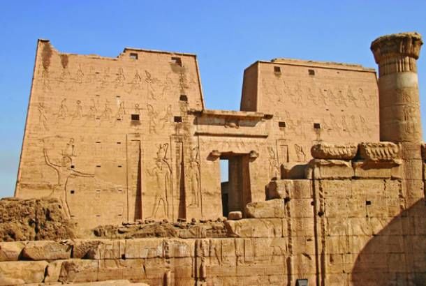 Day Tour to Edfu and Kom Ombo temples from Luxor