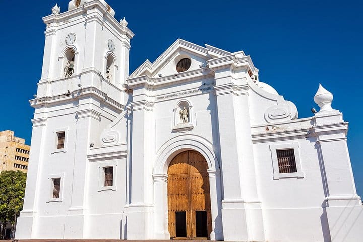 Discover the stories of Santa Marta