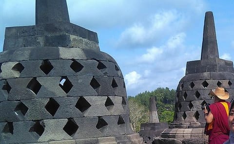 Borobudur Temple and Village Bike Tour in Central Java