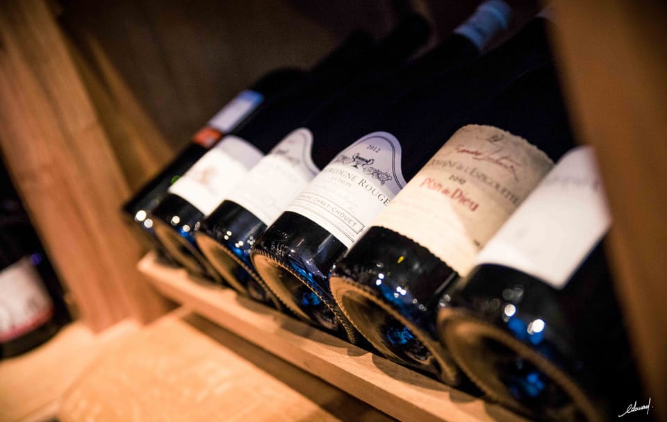 Private Wine and Chocolate Tasting Experience in Paris