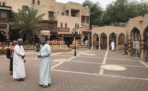 Private Day Trip from Muscat to Nizwa and Jabal Shams