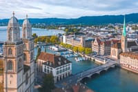 TOP Zurich : Private guided tour with your mobile 2