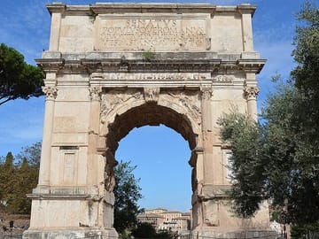 Guided Walking Tour of Rome's Hidden Historical Gems