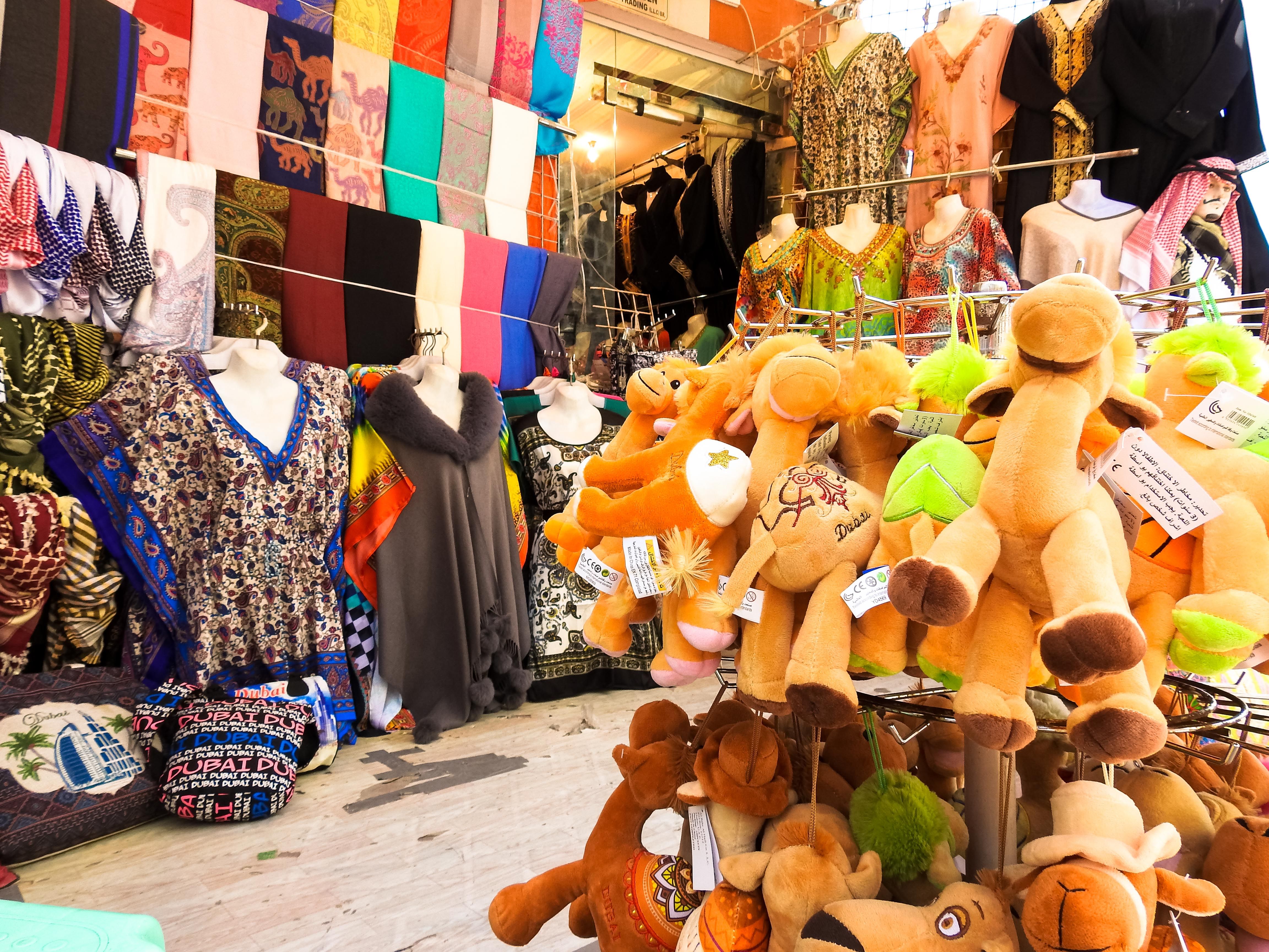 Shopping Tour Dubai with Daytur