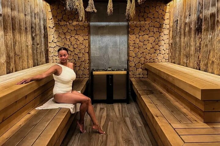 Cleopatra & Turkish Bath with 45-minute body massage in Hurghada