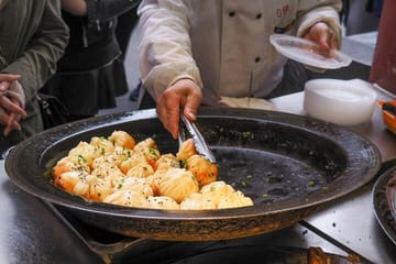 Private Culinary Walking Tour of Authentic Shanghai Cuisine