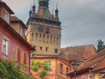Explore beautiful medieval towns on this day trip