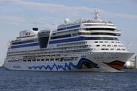 Private transfers to/from London Tilbury Cruise Port and London Luton Airport 1