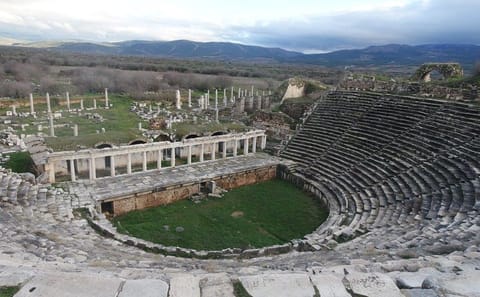 Two-Day Tour of Aphrodisias, Laodicea, and Pamukkale