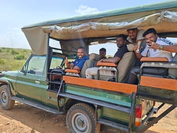Nairobi National Park Open Game Viewer Landcruiser Safari