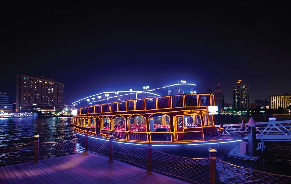 Dubai Frame Tour and Dhow Dinner Cruise in Dubai